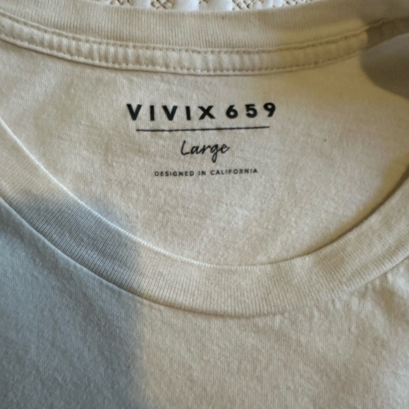 VIVIX659  Raines Tee - Picture 4 of 4
